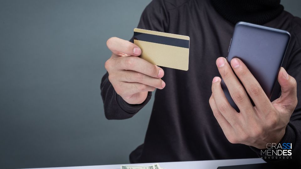 indenizacao-nome-serasa-banco-c6-condenado-grassi-mendes-advogados Banco C6 deve indenizar cliente e remover nome do serasa após compras fraudulentas. - Grassi Mendes Advogados