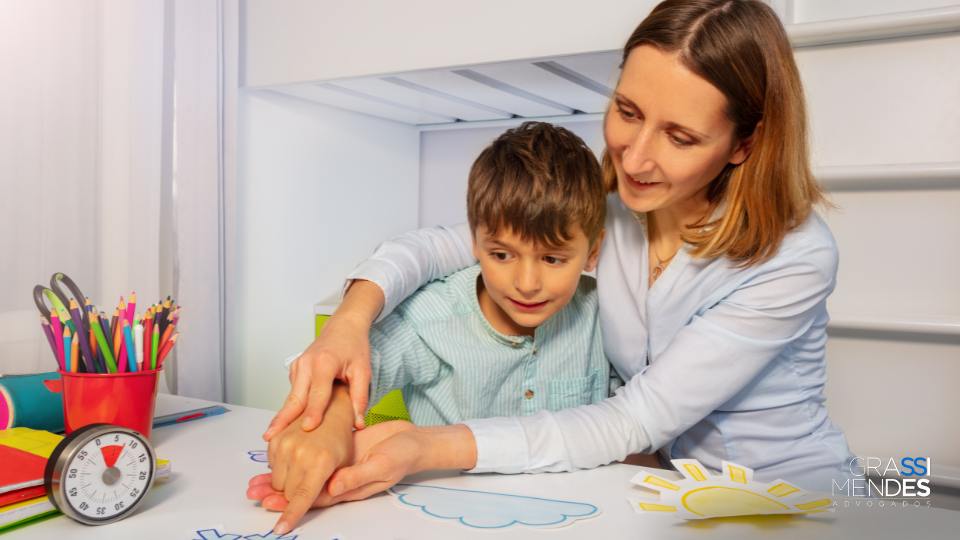 plano-reembolsar-tratamento-autista-profissionais-grassi-mendes-advogados Plano deverá reembolsar tratamento de autista com profissionais - Grassi Mendes Advogados